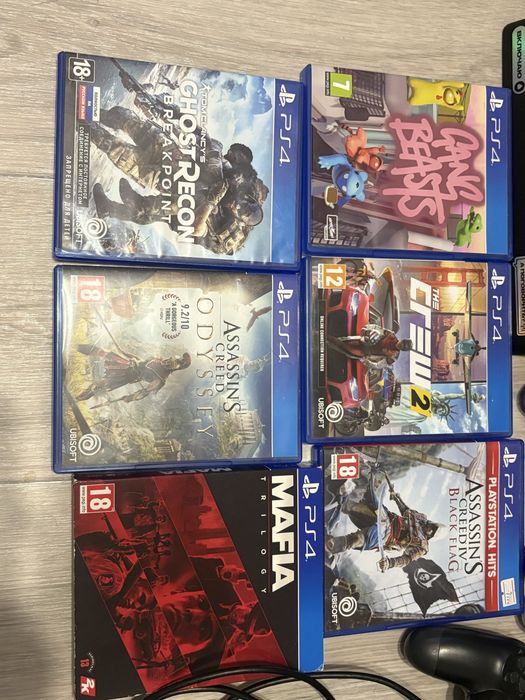 PlayStation 4 Slim 1TB + 6 геймпадов + 6 топ игр на дисках