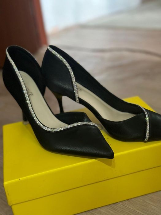 Туфли почти новые