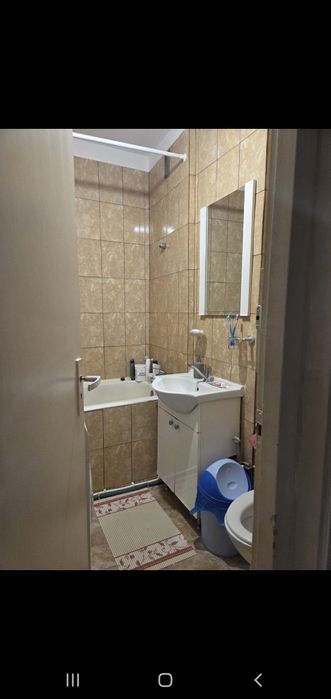 Garsoniera de închiriat