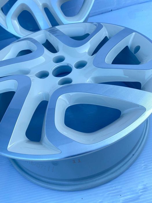 Jante noi R17 crem originale Renault Captur Clio Logan Sandero