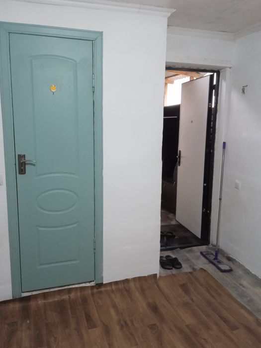 Сдам комнату в мкр улжан 1.