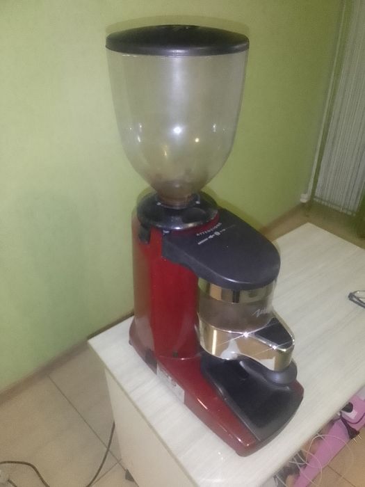 Vând râșniță cafea