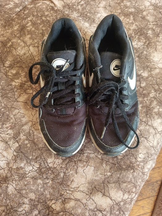 Маратонки nike унисекс