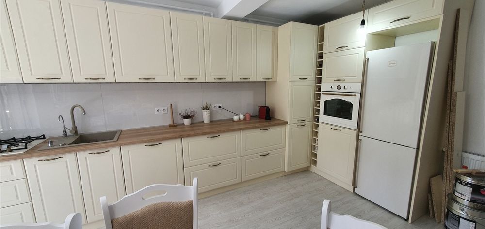 Bucătarie, la Comandă,  Montaj Mobilă