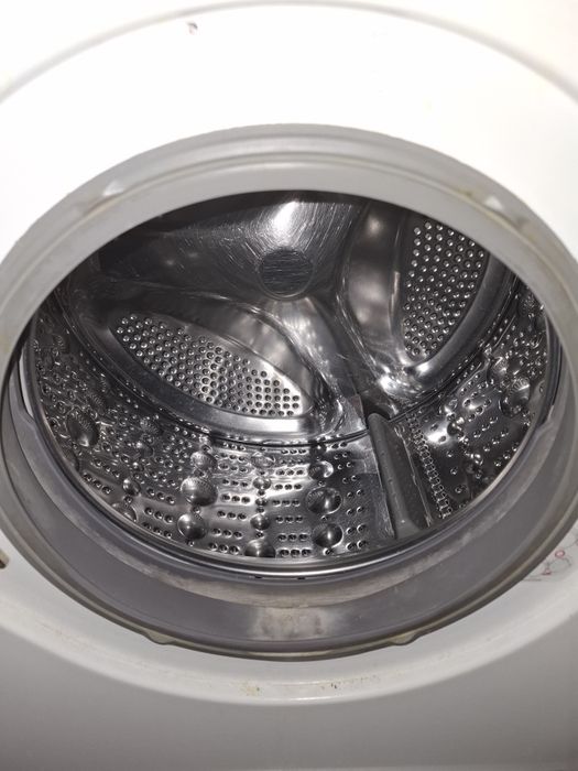 Продам стиральную машину