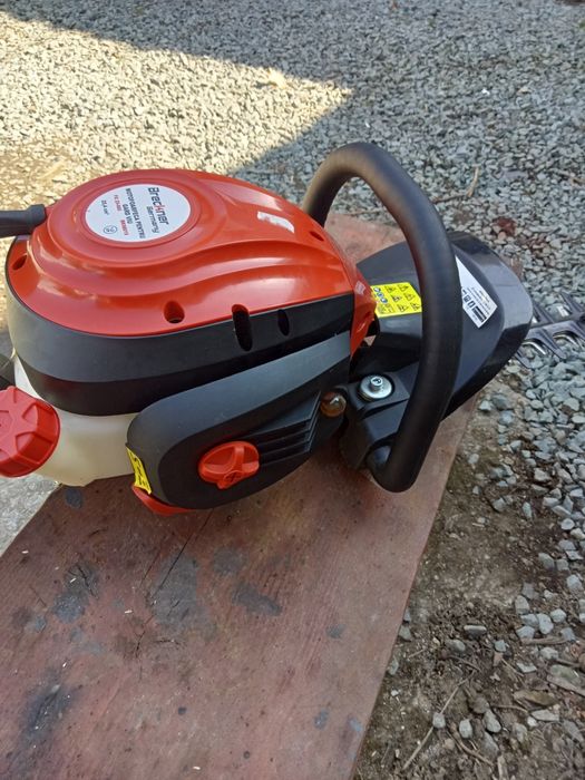 Foarfecă de tăiat gard