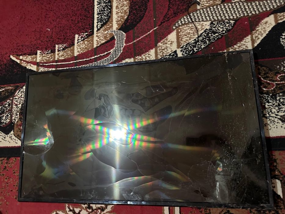 Телевизоры на запчасти