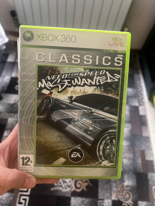 Продам игровую консоль Х box 360
