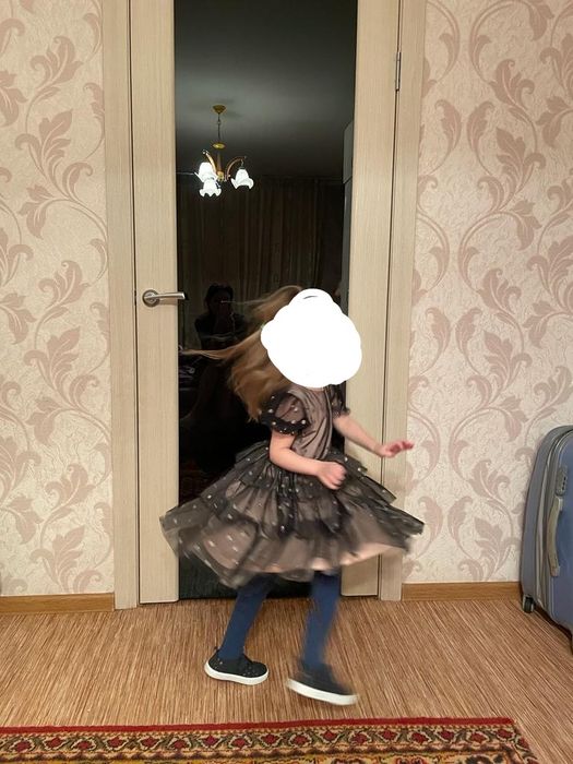 Нарядное детское платье