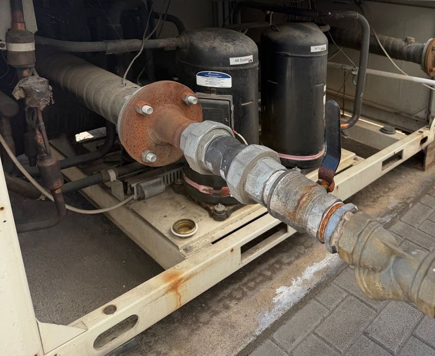 Chiller apa-aer HYUNDAI - i130 - 130 kW - DEFECT !