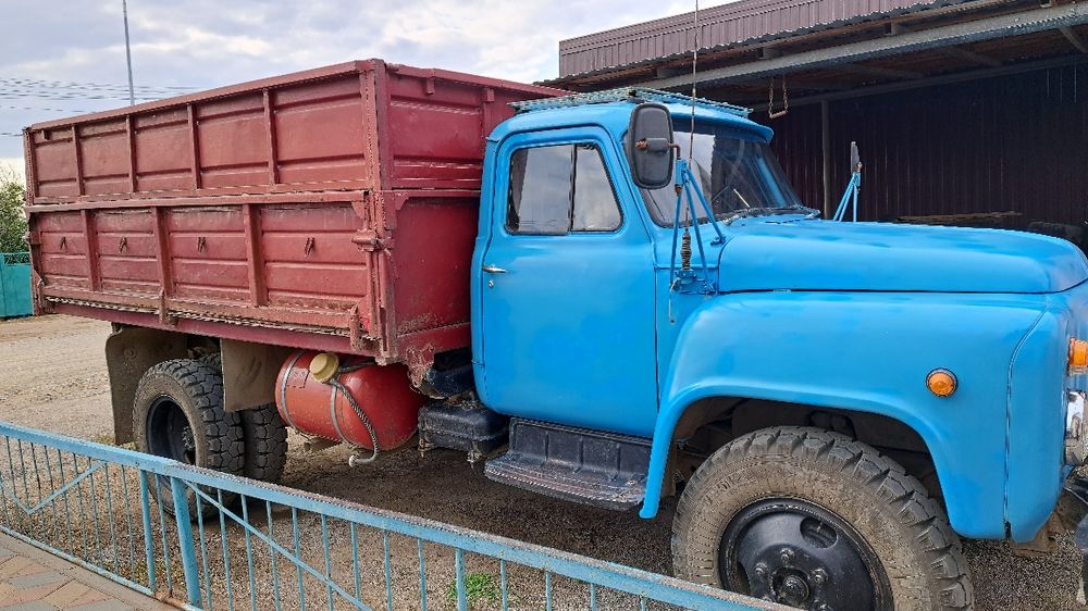 Газ-53 (самосвал) в хорошем состояний