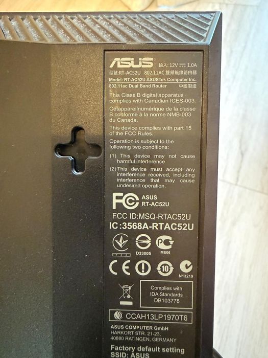 Router wireless Asus RT-AC52U, dual-band AC750, antene interne, port USB