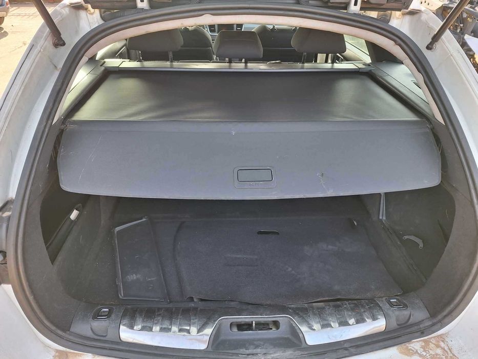 Пежо 508 комби..