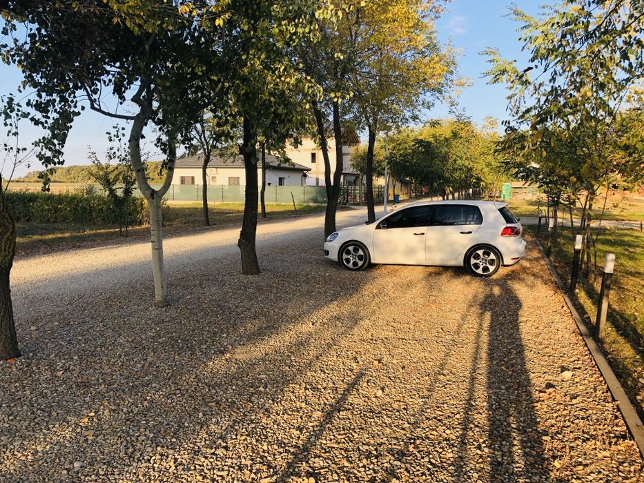 Vând teren 500 mp