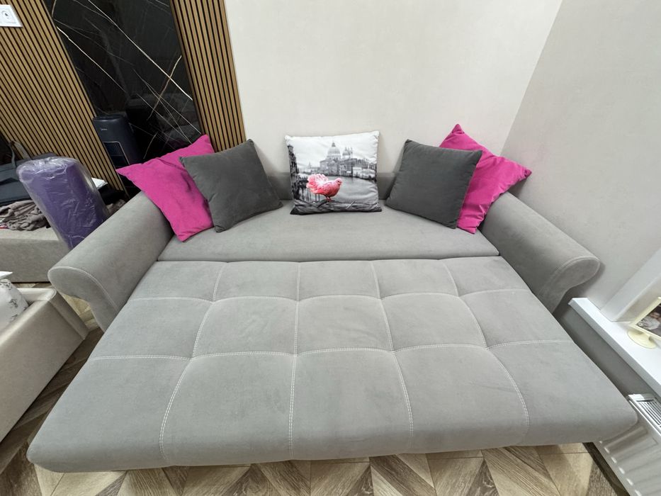 Диван в отличном состянии