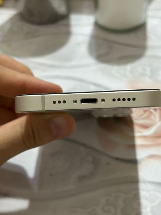 Продам 14 айфон состояние хорошее