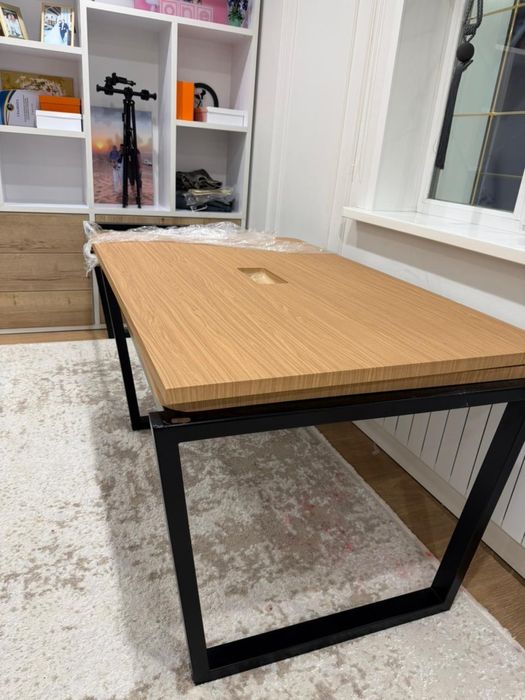 Стол для конференц зала