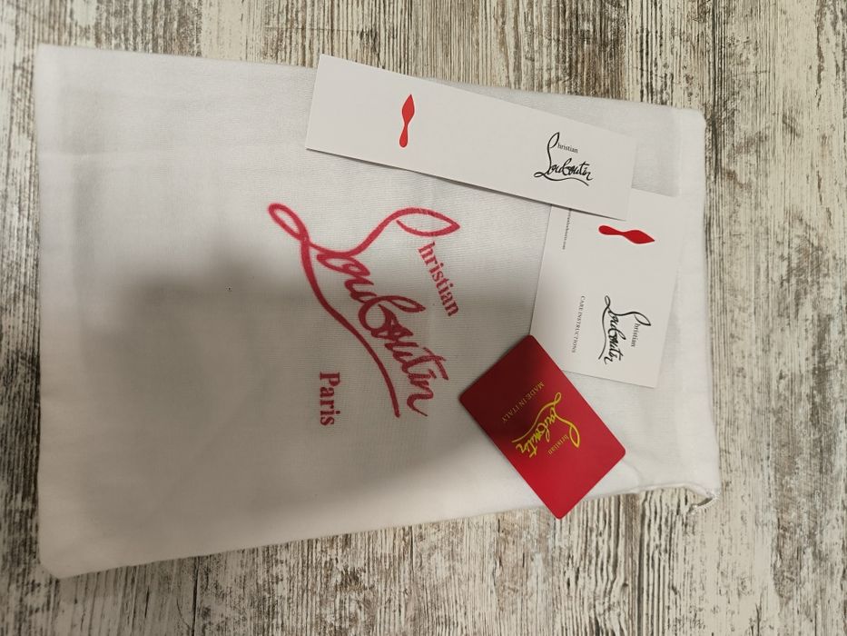 !!!Намаление!!! Christian Louboutin Junior Spikes (бяла кожа)
