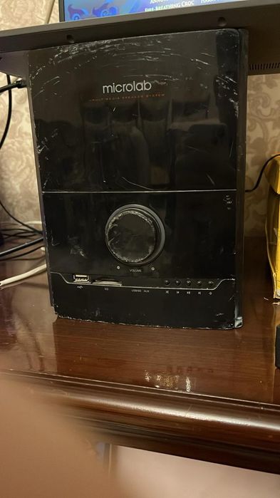 Продам сабвуфер  м