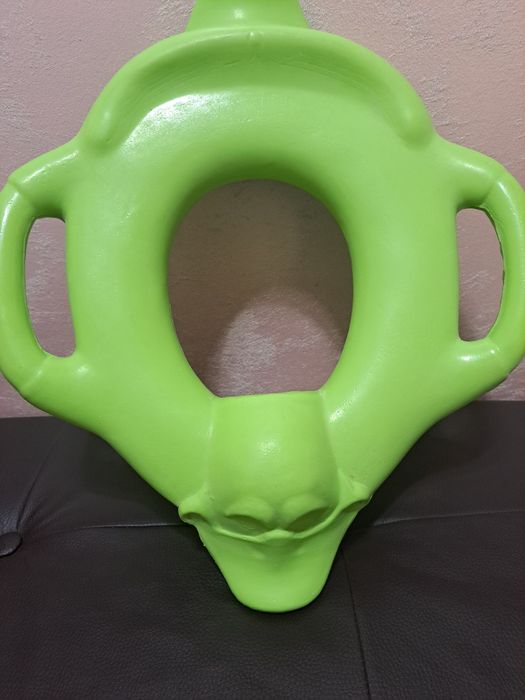 Пате за тоалетна чиния и бяла на Елза и Ана