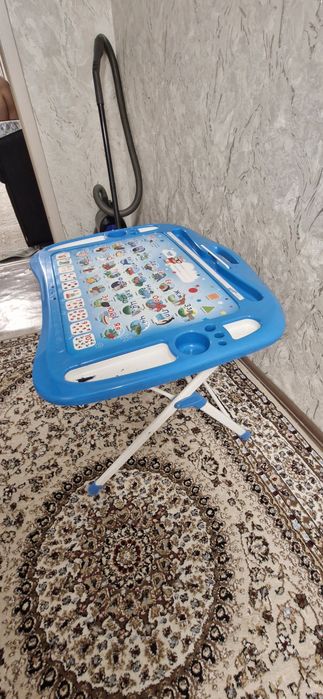 Продам парту для школьника