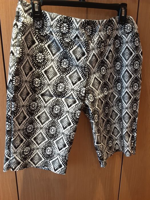 Дамски къси панталони (лот), дълги панталони и клинове