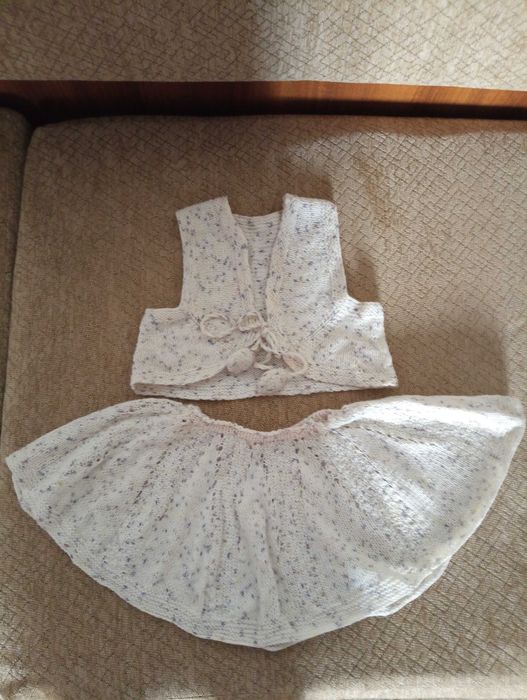 Плетен детски костюм