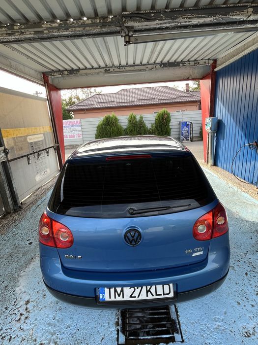 Vand golf 5 1.9 tdi, motor bkc , an 2004