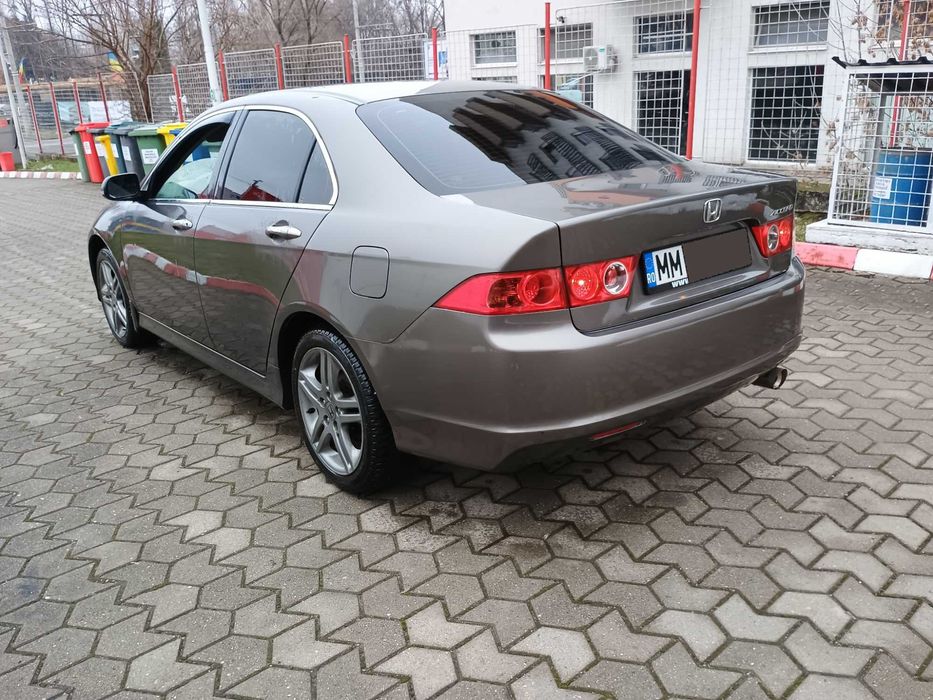 Honda Accord CL7 2.0 i-VTEC 16V (155 CP)