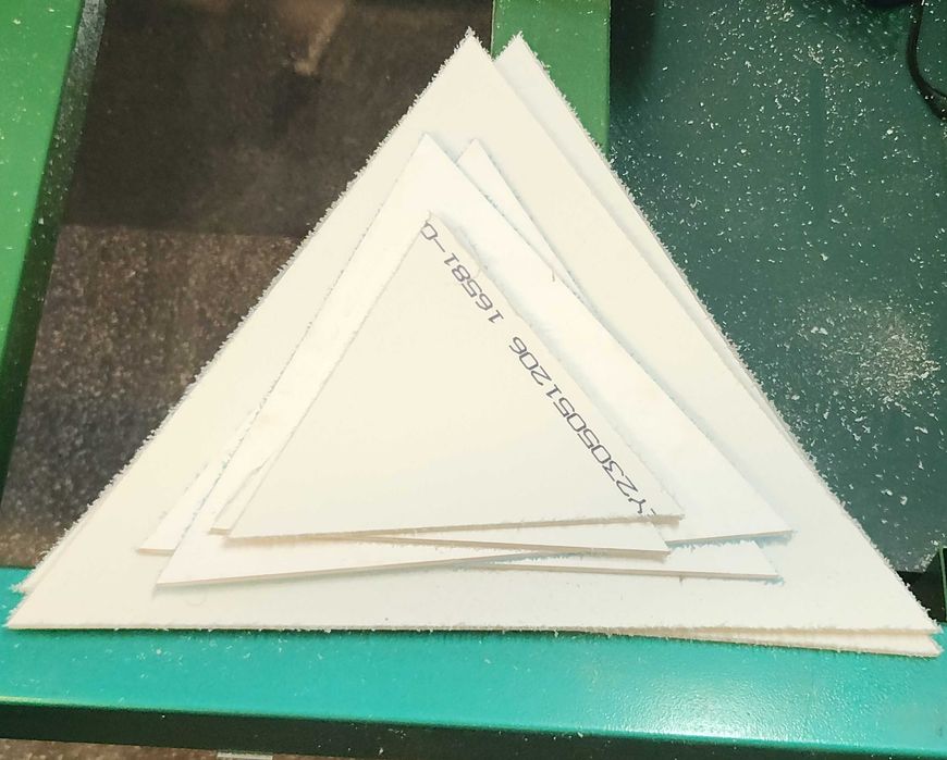 Разпенено ПВЦ - Коматекс, цял лист или парче, изрязване на детайли