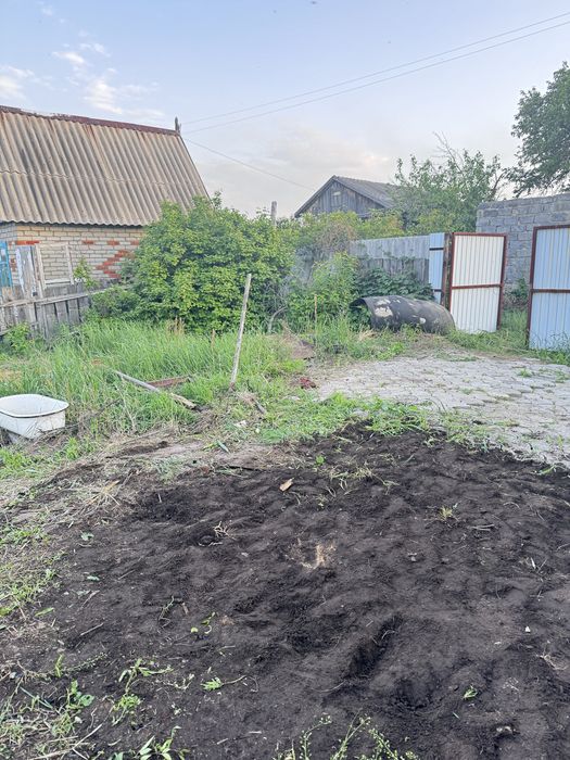 Продам две дачи.