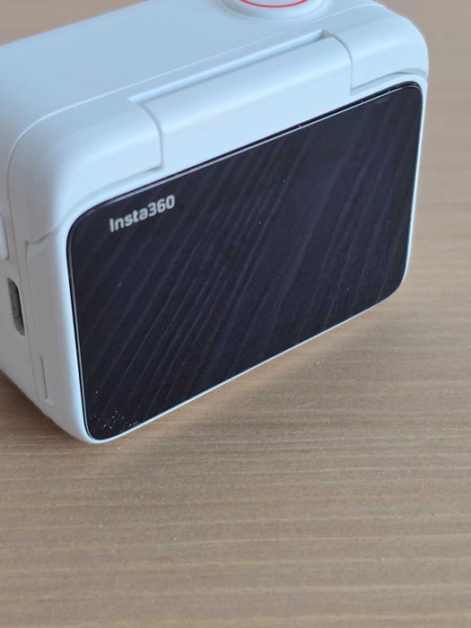 Camera actiune: Insta360 Go 3 (2.7k, 64Gb)