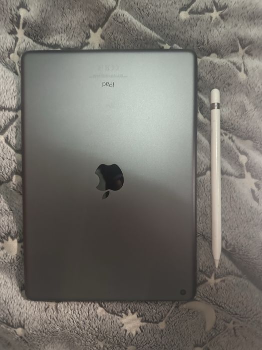 Продам айпад 9 generetion с apple pencil