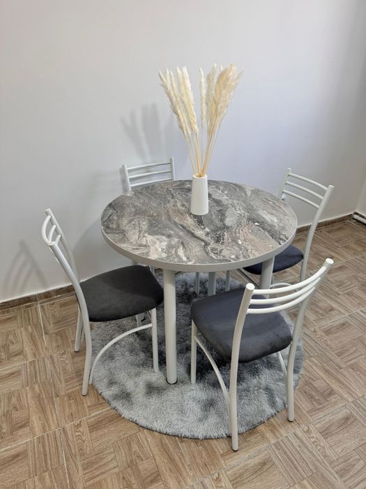 Стол стулья в наличии