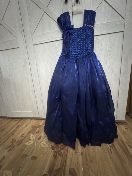 нарядные платья на праздники