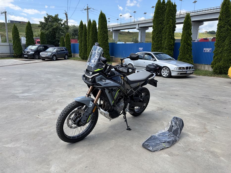 BMW R1200GS / Cfmoto 450MT