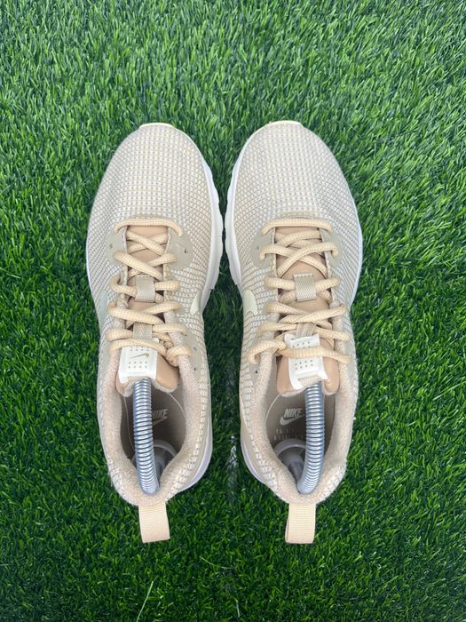 Nike Air Max Motion 'Mushroom' Дамски Маратонки