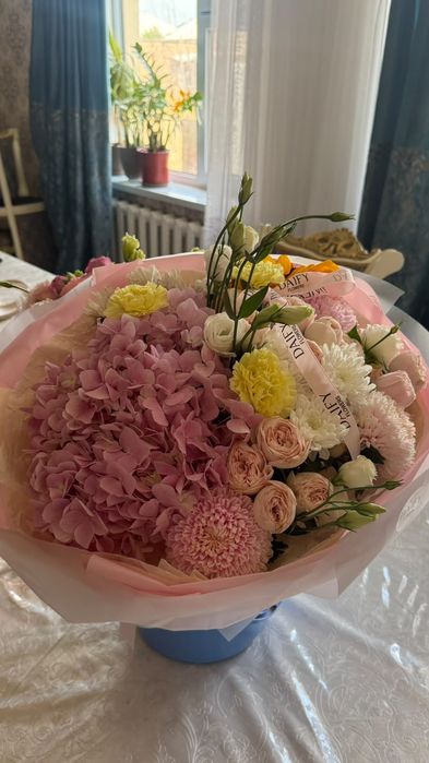 Букет цветов свежий