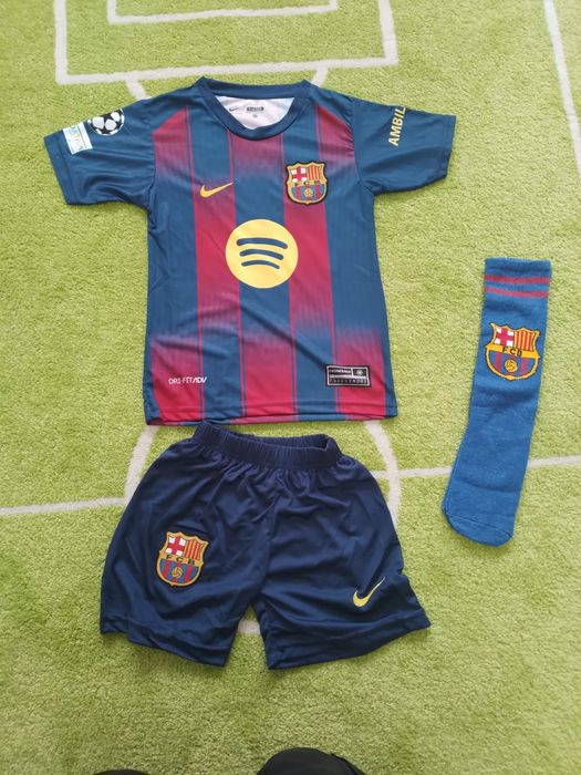 Kit echipamente fotbal 4-14 ani diverse echipe