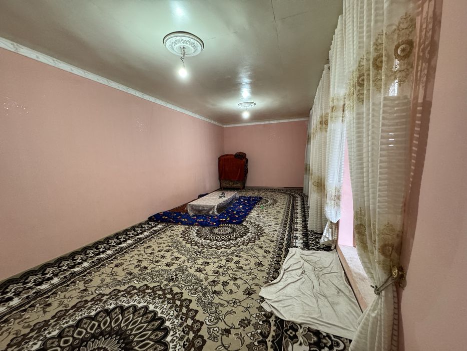 Катедж сотилади Хончарбоғда Ибн Сино