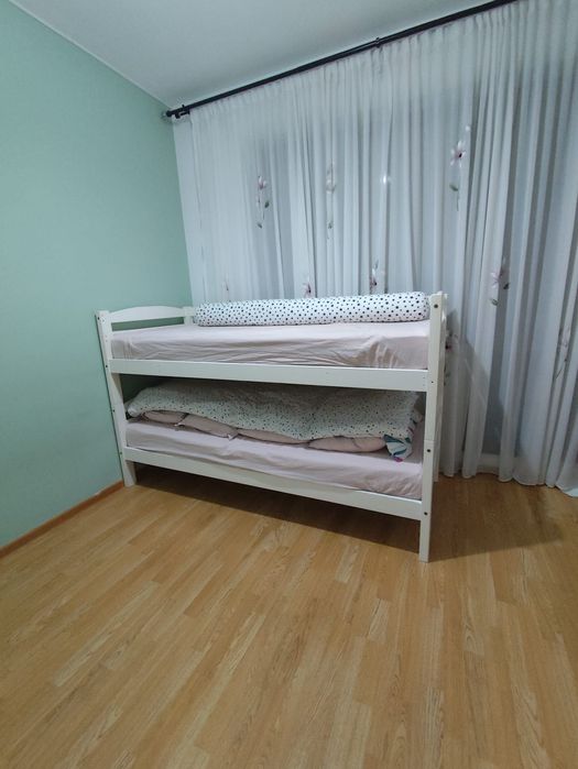 Pat supraetajat, de  lemn  masiv + saltele!