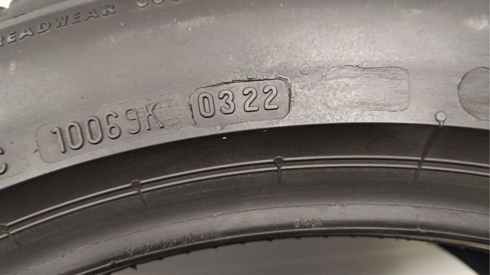 2бр летни гуми  245/45/19/Bridgestone potenza sport/dot0322г/4.8мм гра