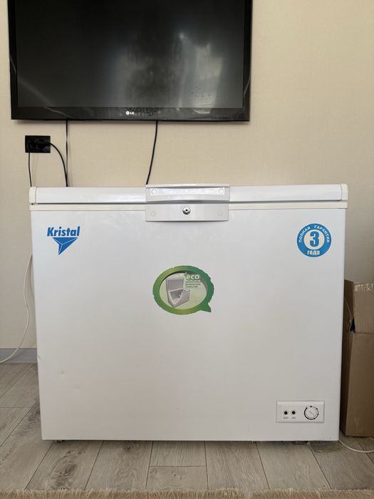 Продается морозильник Kristal