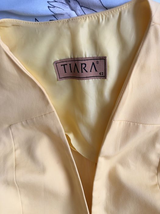 Жилетка Tiara желтая