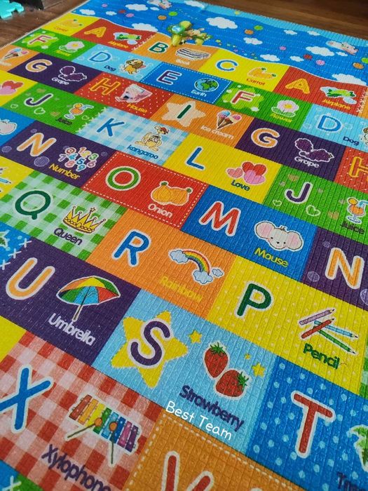 Двулицево детско килимче, Топлоизолиращо. 120х180 см и дебелина 0.5 см