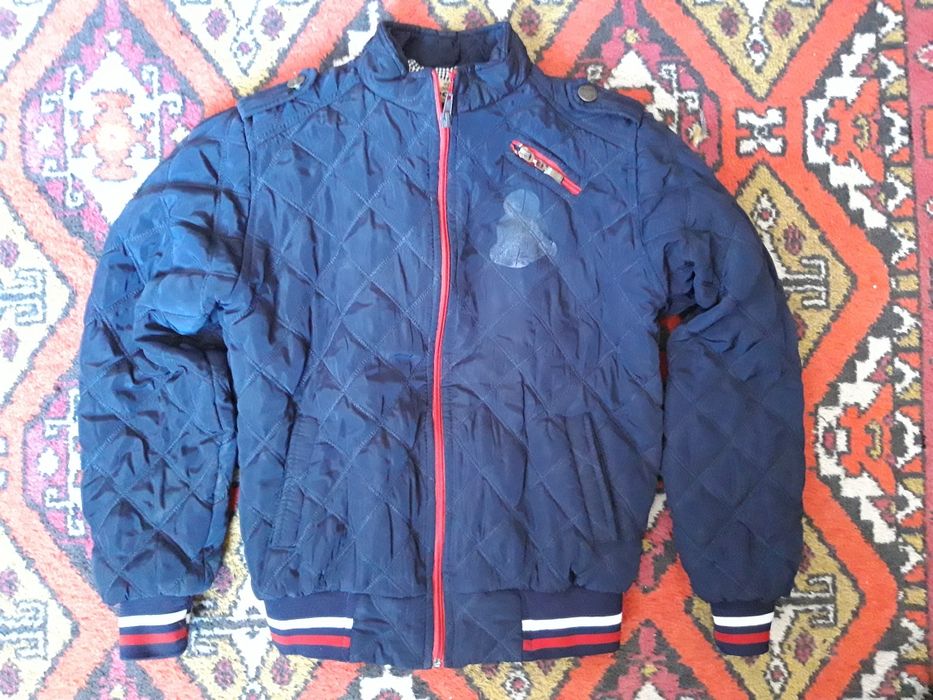 Куртка на мальчика. На 8-10 лет. Весенне-осенняя. В отличном состоянии