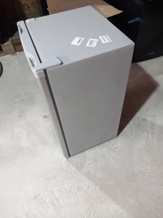 Frigider de 90 litri