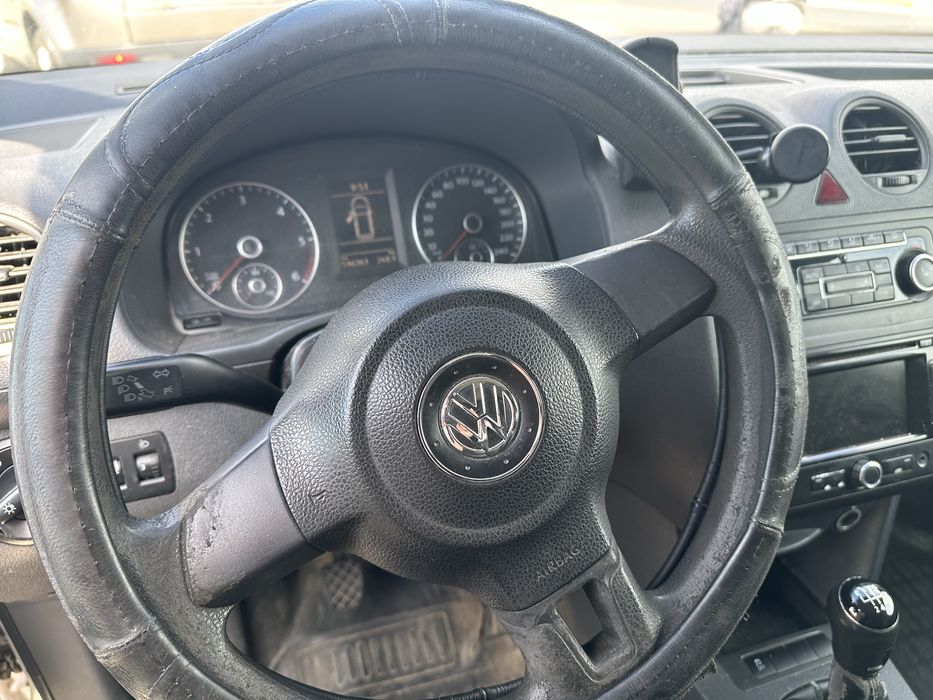 Ve caddy autoutilitara