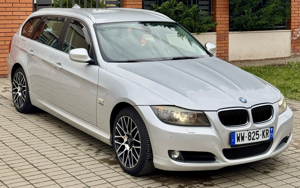 Vand BMW 320d / E91 / FACELIFT / 4X4 / 177cai / AUTOMAT / NAVI / IMPECABIL