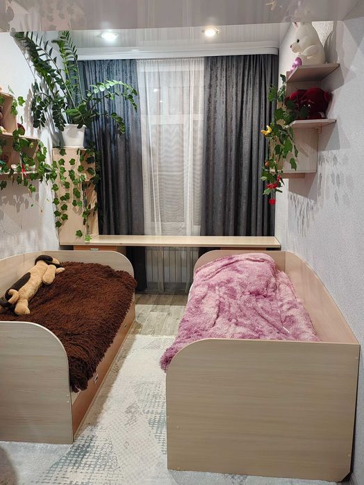 Продам квартиру из 5 комнат в  4 микрораоне